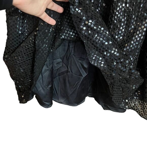 Alice + Olivia black sparkly skirt dress. Size xs - Picture 9 of 9